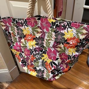 EUC Buji Baja LARGE floral beach bag! 26” wide x 20”deep ROOMY/ Shoulder bag